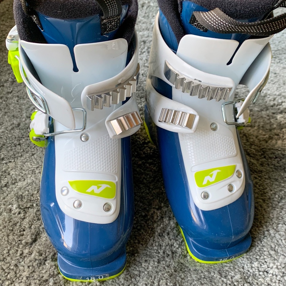 Kid’s Ski Boots